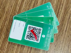 In thẻ giấy nhựa chứng nhận ngừa covid-19 3 Công Ty TNHH MTV Thương Mại Dịch Vụ Khánh Phương